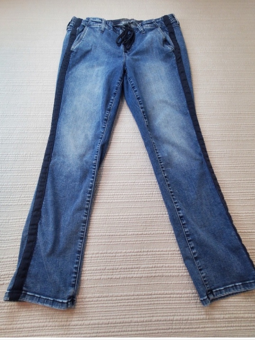Torrid Feel The Fit Denim Joggers Blue Side Stripe Elastic Waist Jeans Size 1X